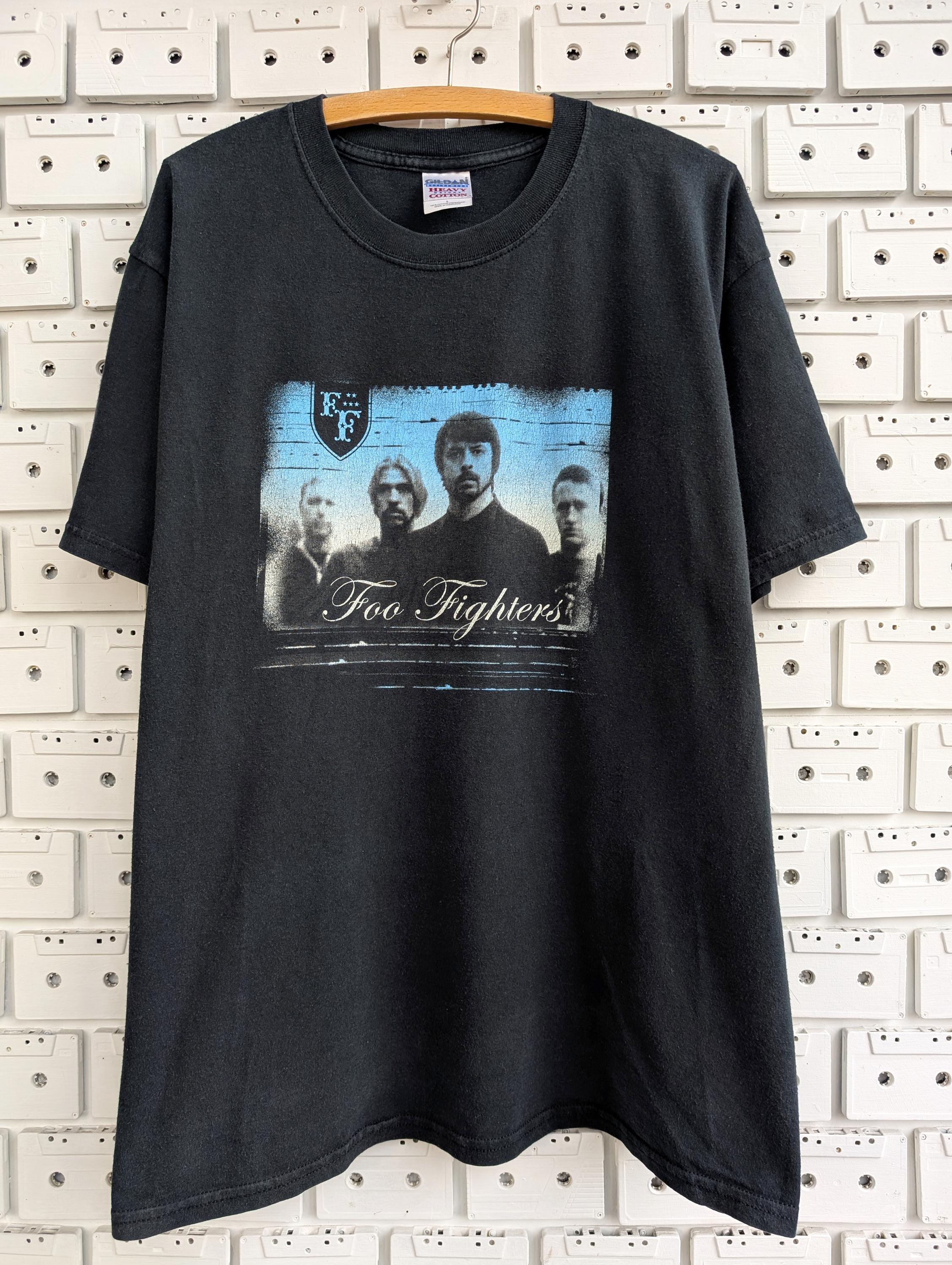Vintage 2005 Foo Fighters T-shirt in Your Honor Tour Alternative
