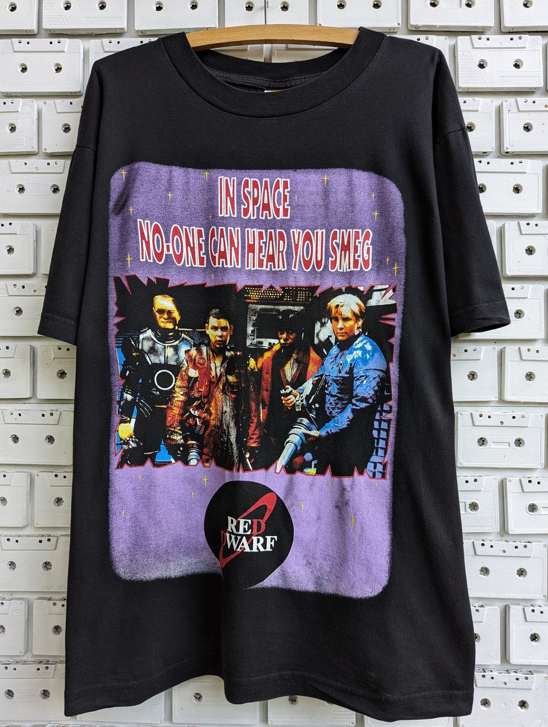 Vintage 90s Red Dwarf T-shirt Kryten Dave Lister Cat Ace Rimmer