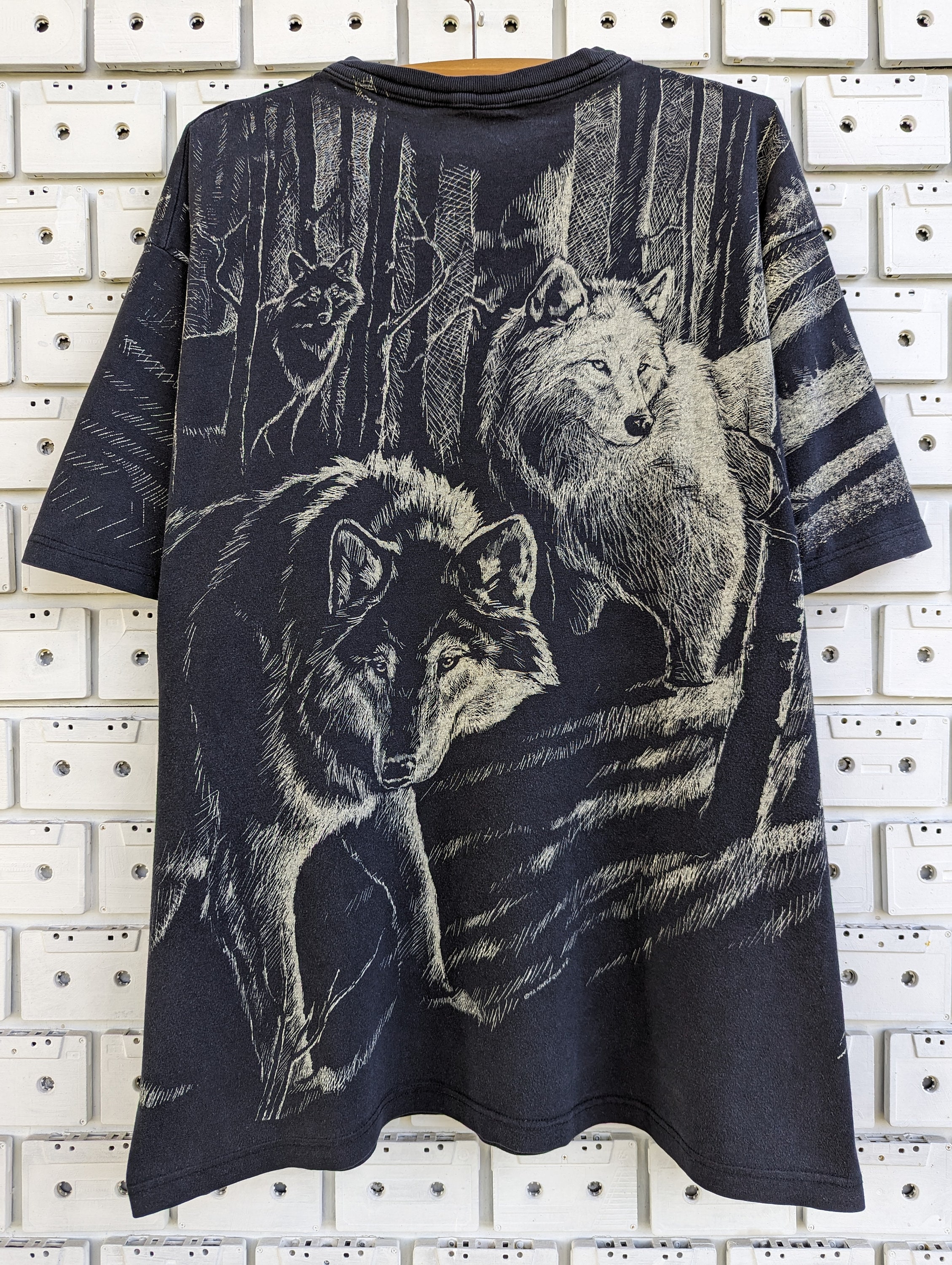 Vintage 1992 Harlequin Wolf Pack T-shirt Wolves Nature Wildlife 