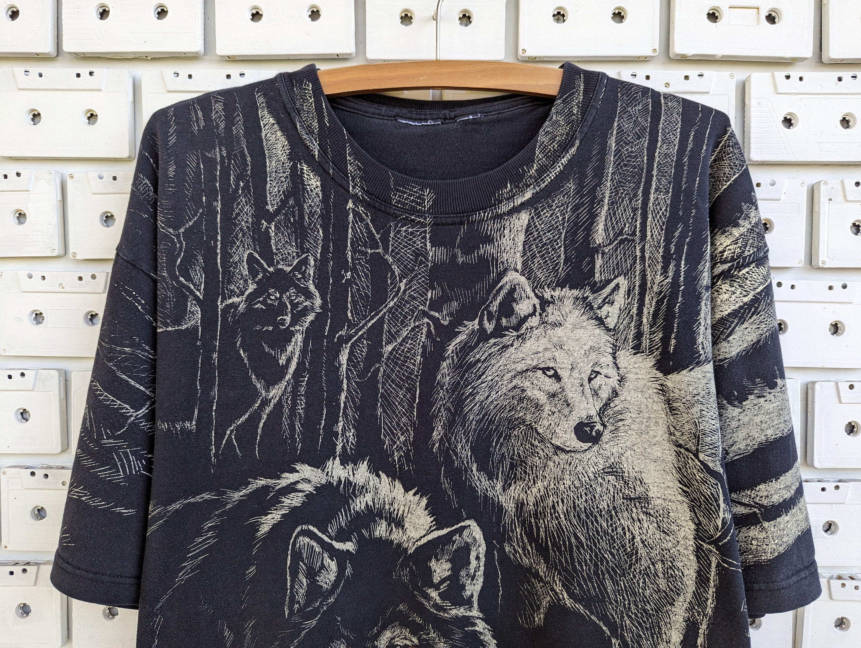 Vintage 1992 Harlequin Wolf Pack T-shirt Wolves Nature Wildlife