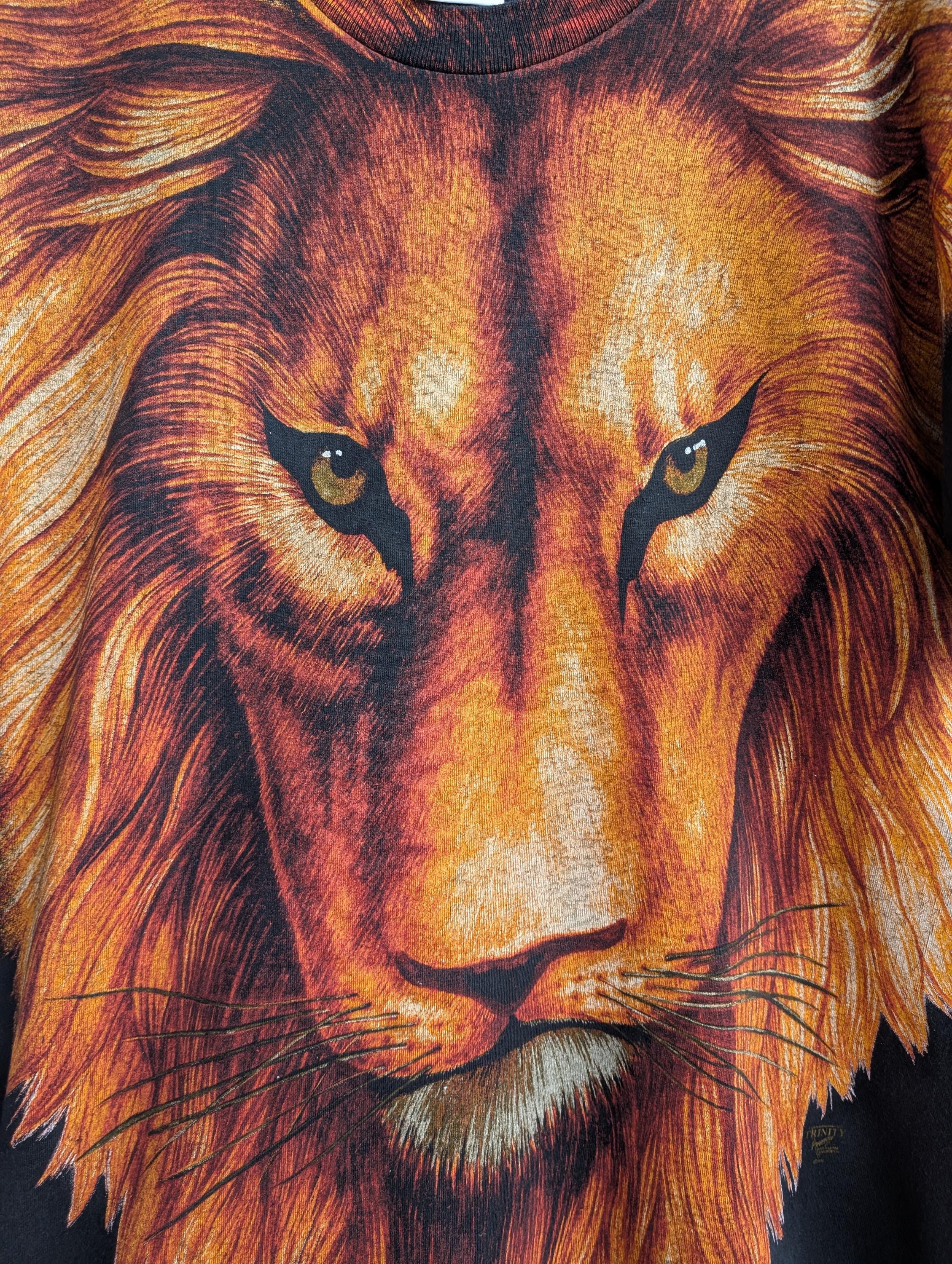 Vintage 90s Lion Big Face T-shirt Nature Wildlife Animal Graphic