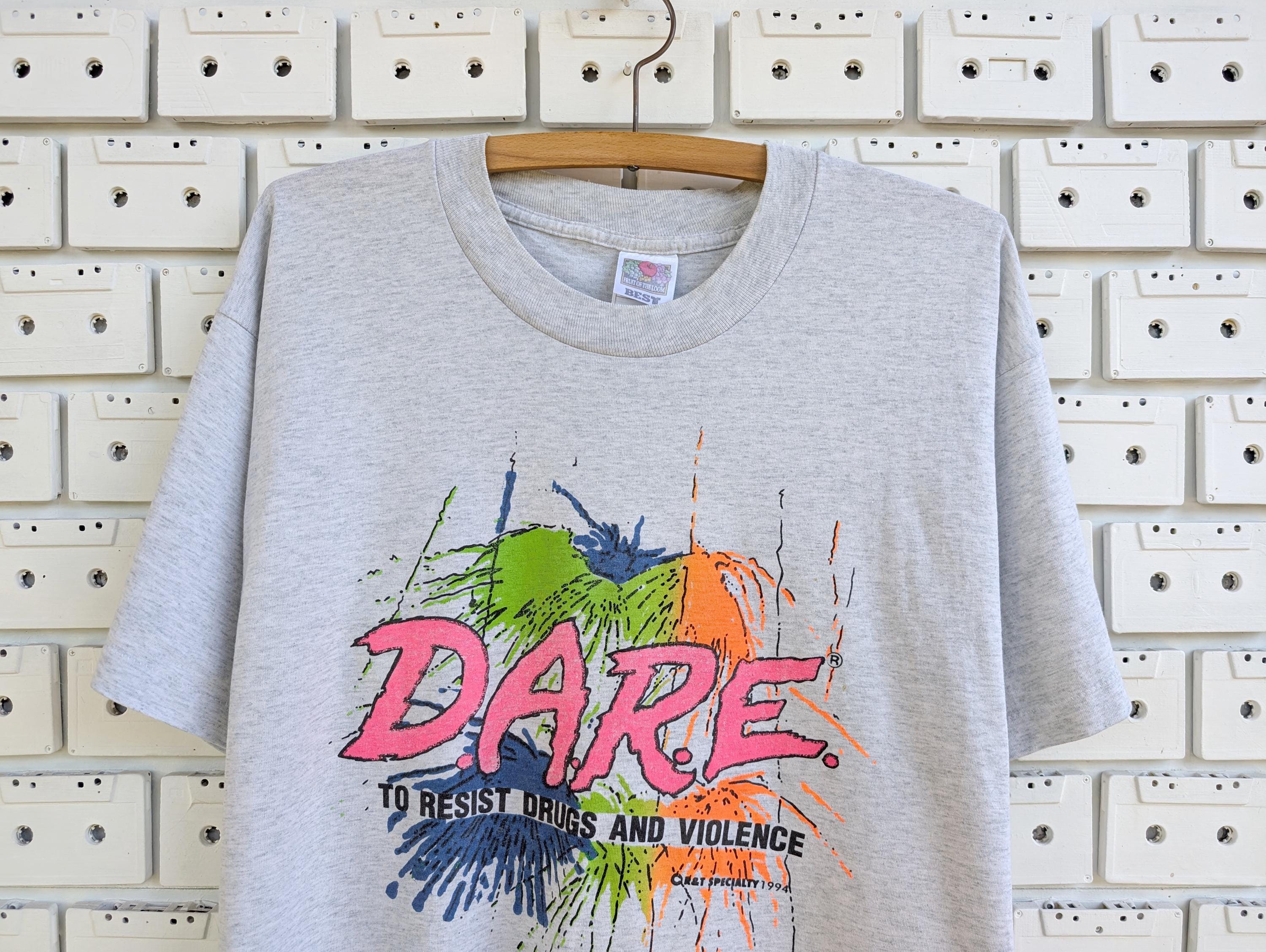 Vintage 1994 D.A.R.E. T-shirt Resist Drugs and Violence Tee Size L