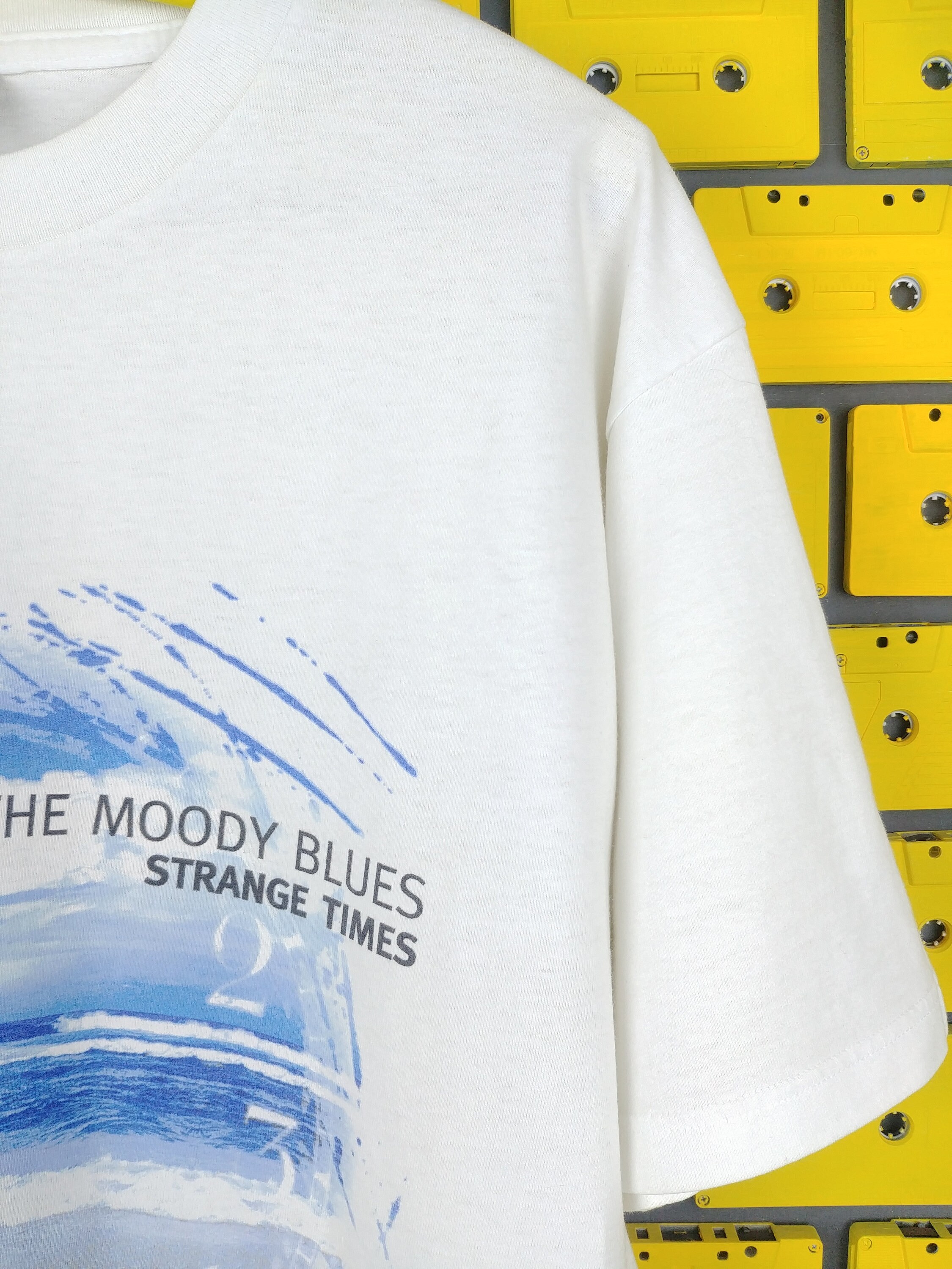THE MOODY BLUES STRANGE TIMES Tシャツ L バンド THE MOODY BLUES STRANGE TIMES Tシャツ L バンド