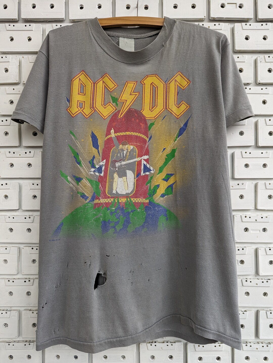 Vintage 1988 AC/DC T-shirt Blow up Your Video World Tour Hard Rock ...