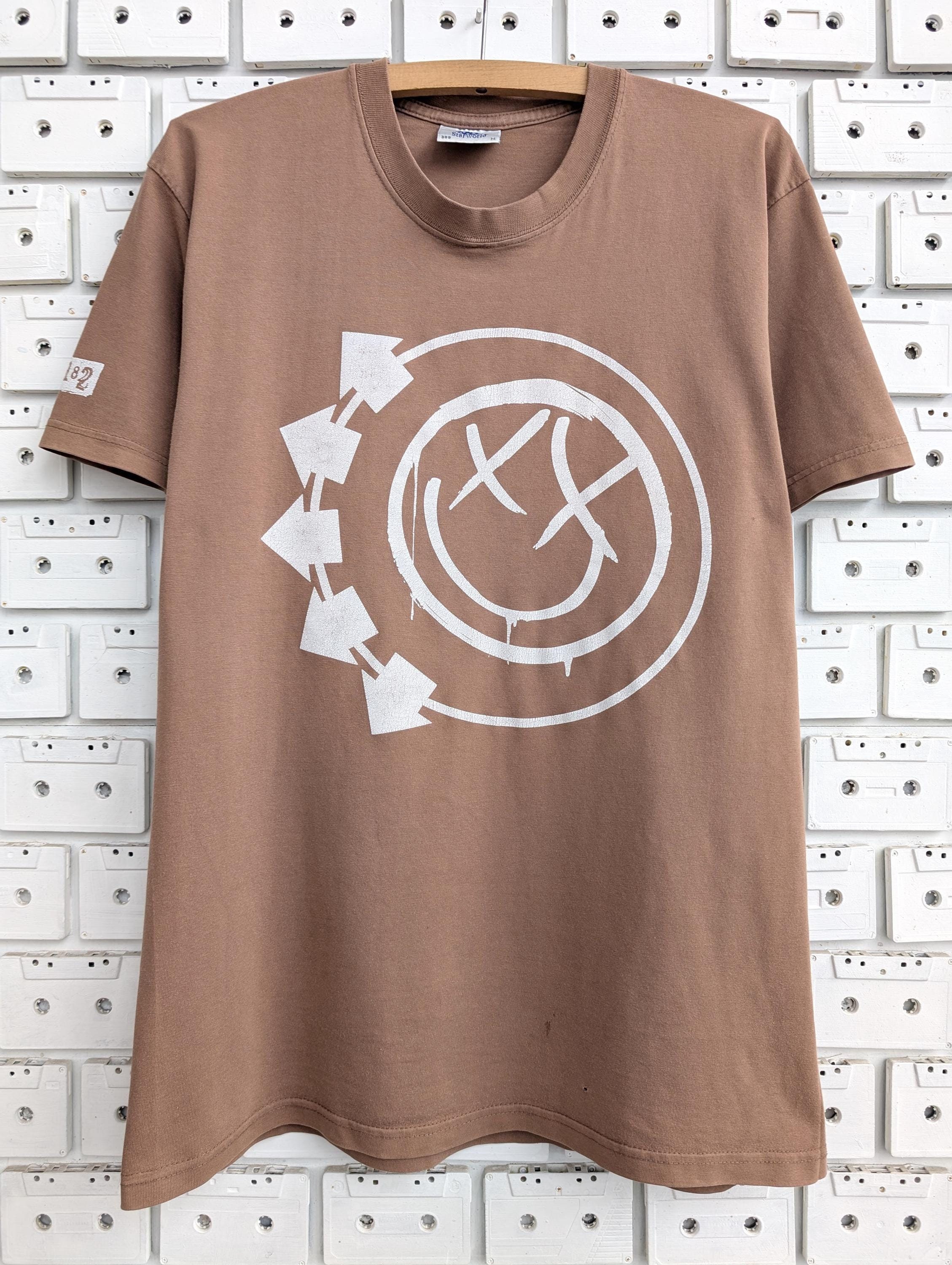 Vintage 00s Blink 182 T-shirt Smiley Logo Skate Pop Punk