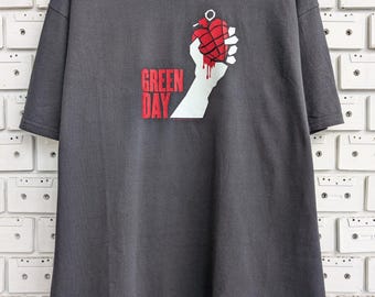 Vintage 2005 Green Day T-shirt Milton Keynes Concert American
