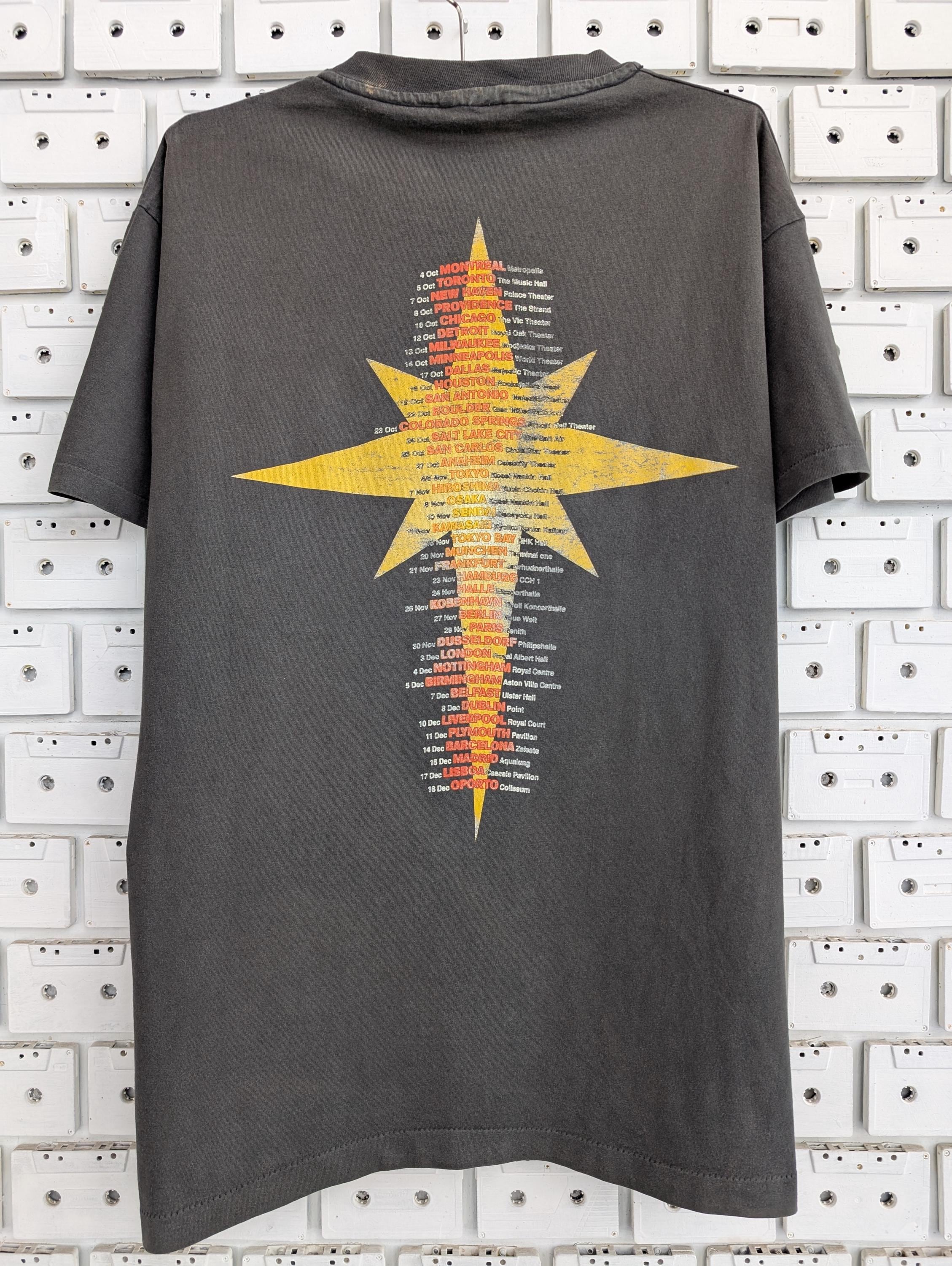 Vintage 1993 Brian May Tour T-shirt Queen Rock Band English