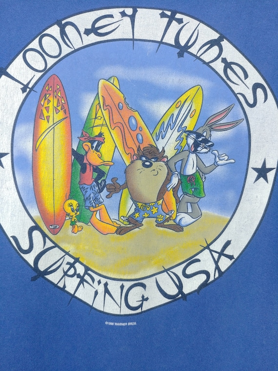 Vintage 1998 Looney Tunes Surfing USA Shirt Size … - image 3