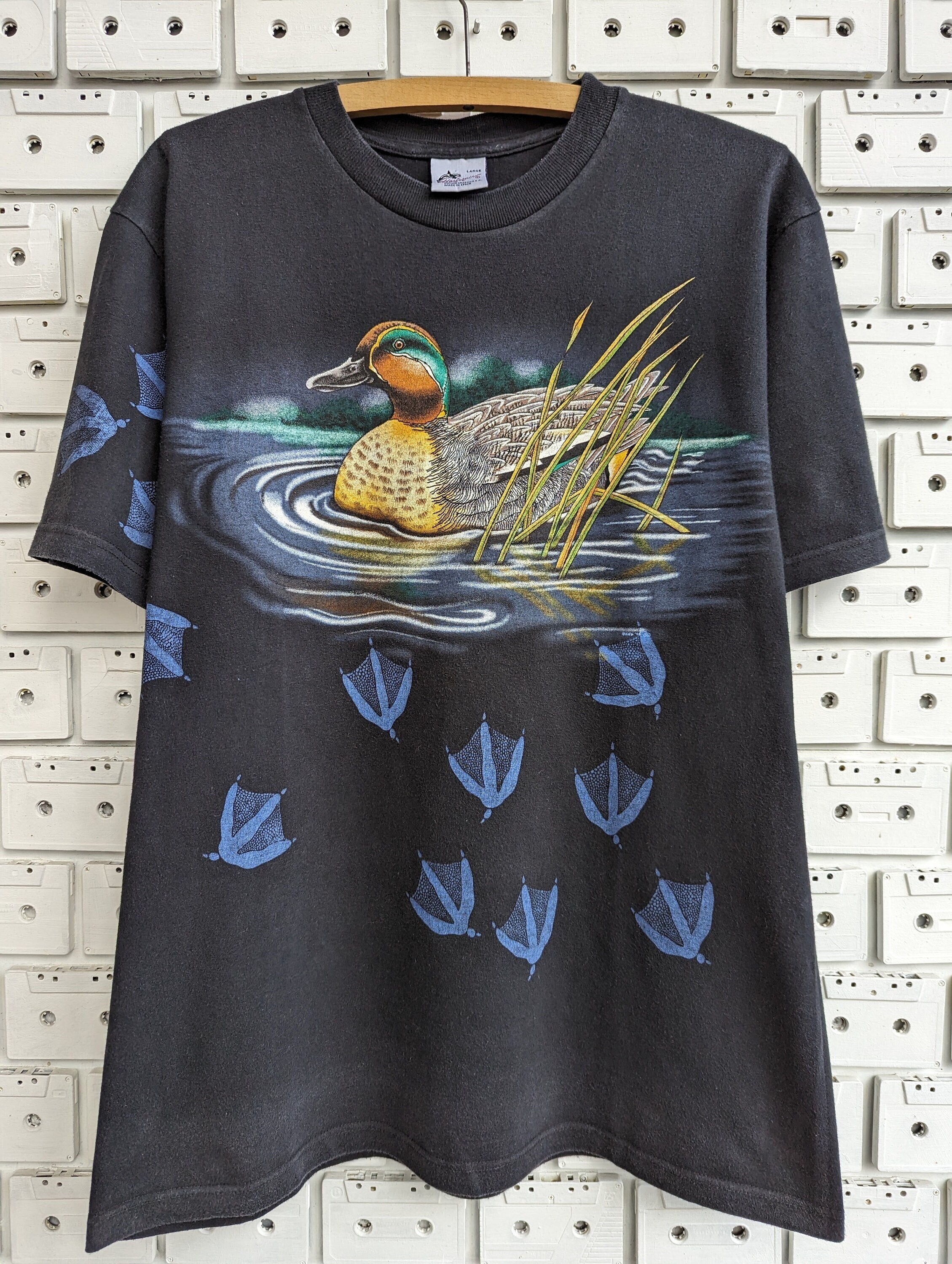 Vintage 1996 Harlequin Duck Footprint T-shirt Nature Wildlife
