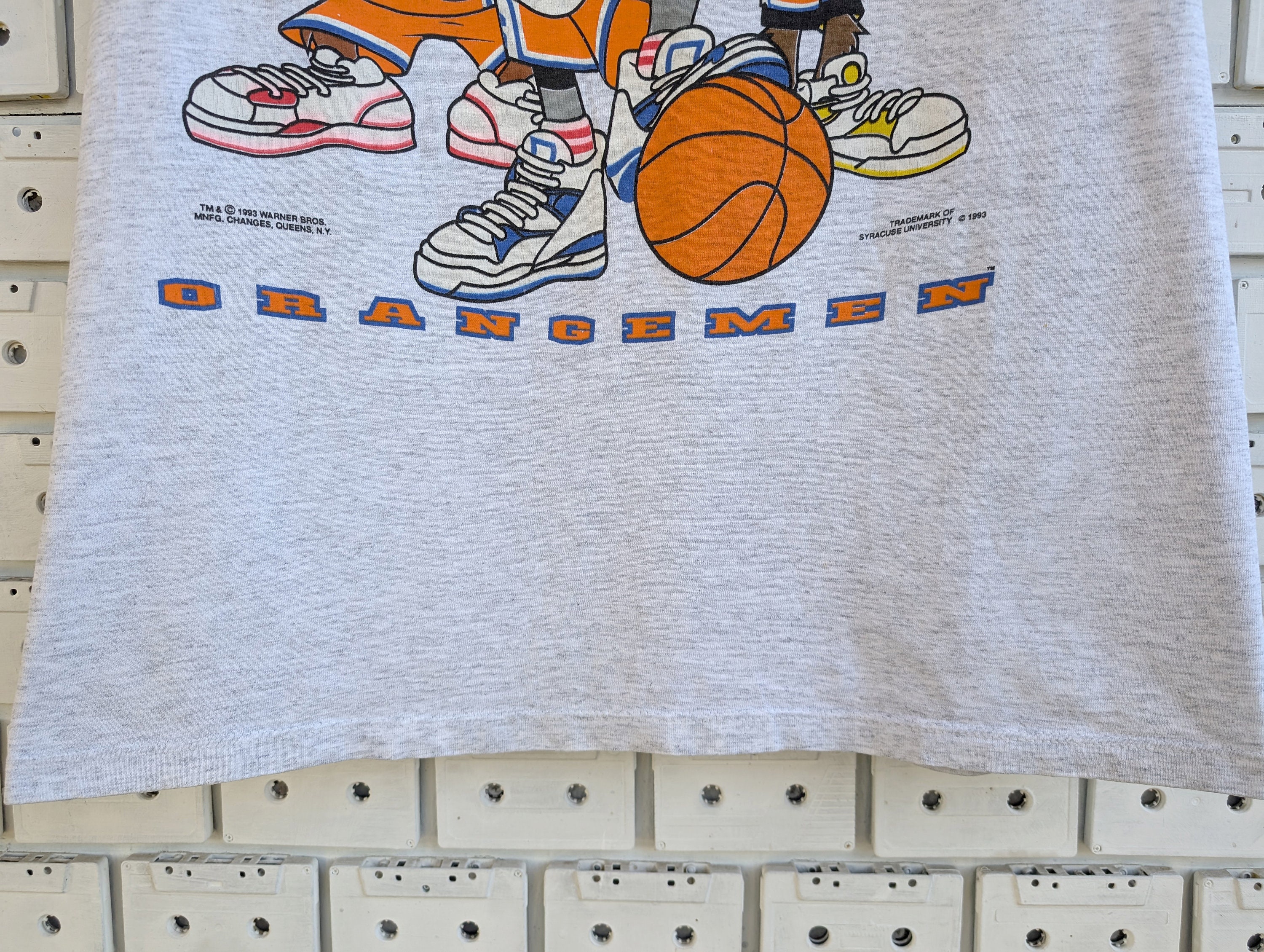 Vintage 1993 Looney Tunes T-shirt Syracuse Unuversity Buggs Bunny 