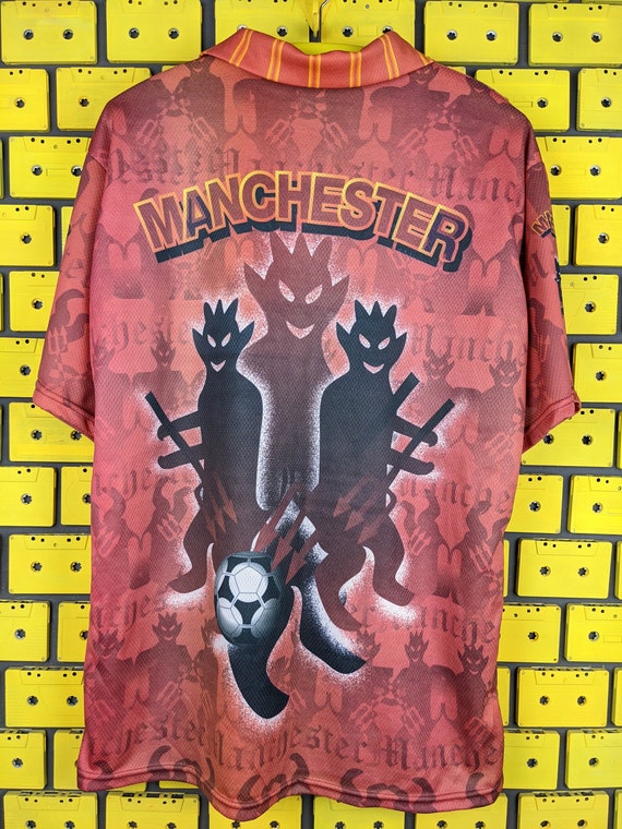 Vintage Y2K NIKE Manchester United T-Shirt Sz. M