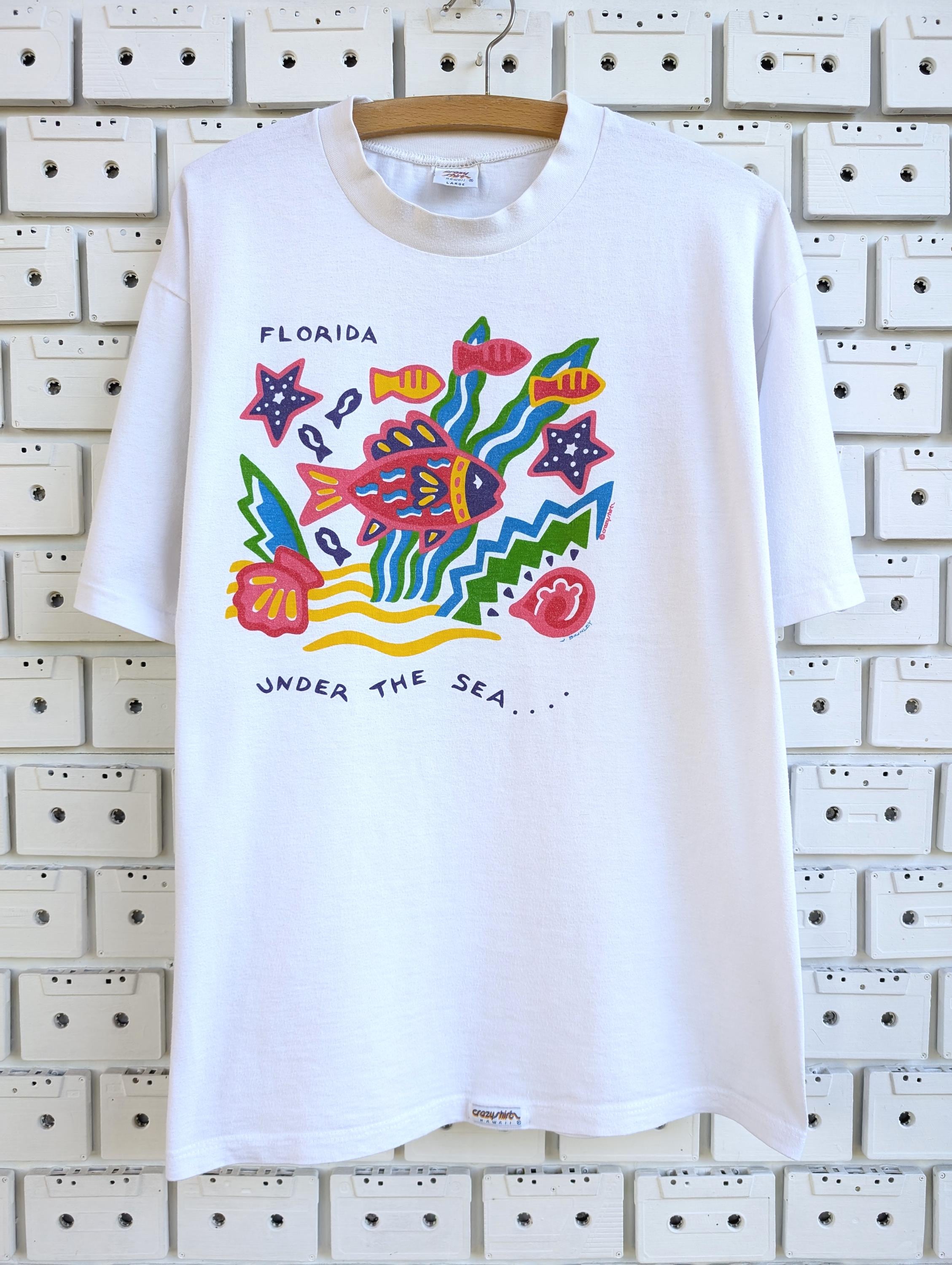 Vintage 90s Crazy Shirts Hawaii T-shirt Under the Sea Ocean Retro