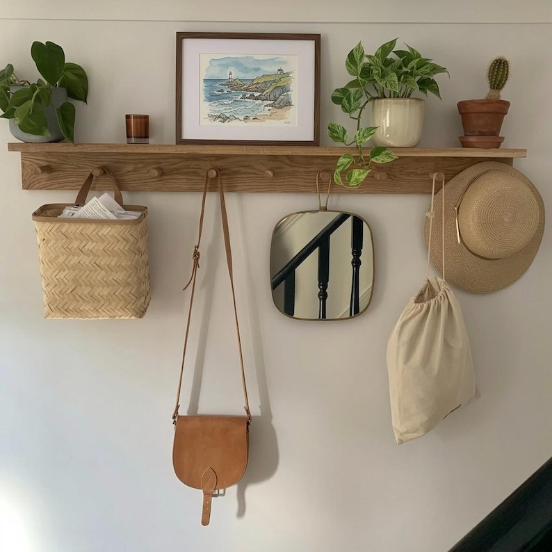 Eiche Zapfenleiste mit Ablage | Shaker Style Garderobe | Badezimmer Handtuchhalter | Flur Schlüssel Aufbewahrung | Massivholz Haken Regal Bild 8