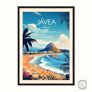 Peut inclure: Une illustration colorée d'une scène de plage à Jávea, en Espagne. L'image présente une mer bleue avec des vagues, une plage de sable, des palmiers et une montagne en arrière-plan. Le texte "Jávea, Espagne" est affiché en haut de l'image.