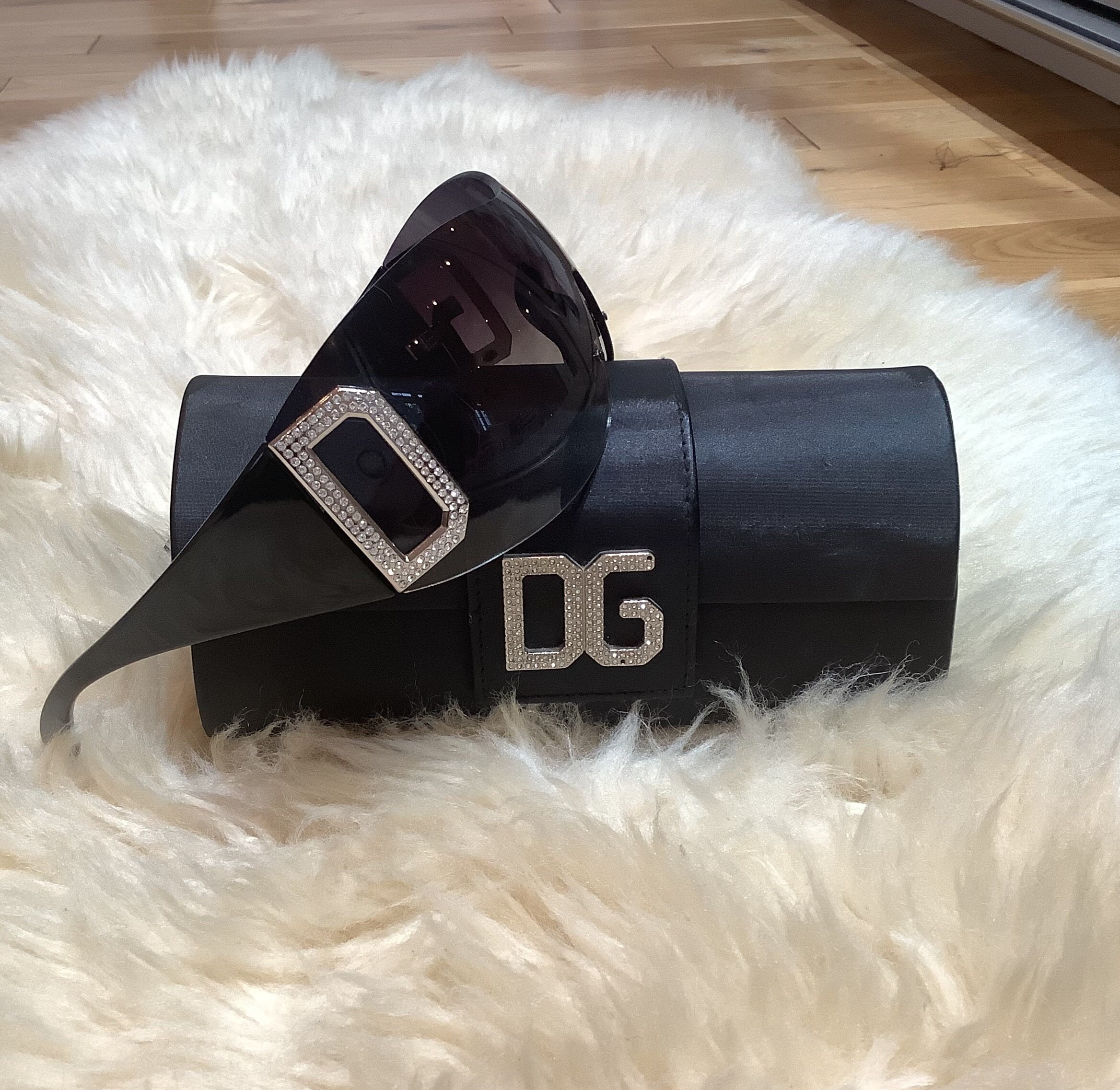 Dolce and Gabbana D G Swarovski Crystals Logos Black Shield Visor Ski Rimless Wrap Wraparound Oversized Authentic Vintage Sunglasses.y2k Etsy Canada
