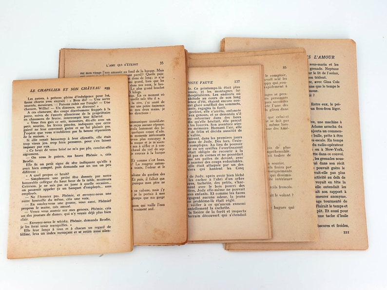Paper pack 50 genuine vintage French pages from 5 old books Vintage text pages Ephemera pack of mixed vintage papers