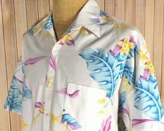 Vintage Hawaiian Shirt, Size XLarge, Reverse Print Fabric, White with Tropical Graphics, Made by Sun Bay