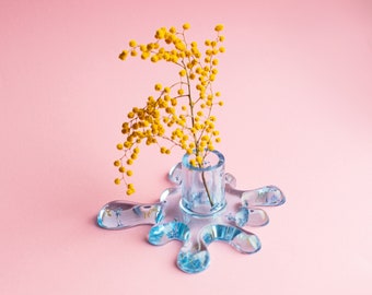 Blauwe vaas/kaarshouder met echte bloemen, organische vorm, doorzichtige kleurrijke versies, cadeau-idee voor vriend, woondecoratiekaarshouder