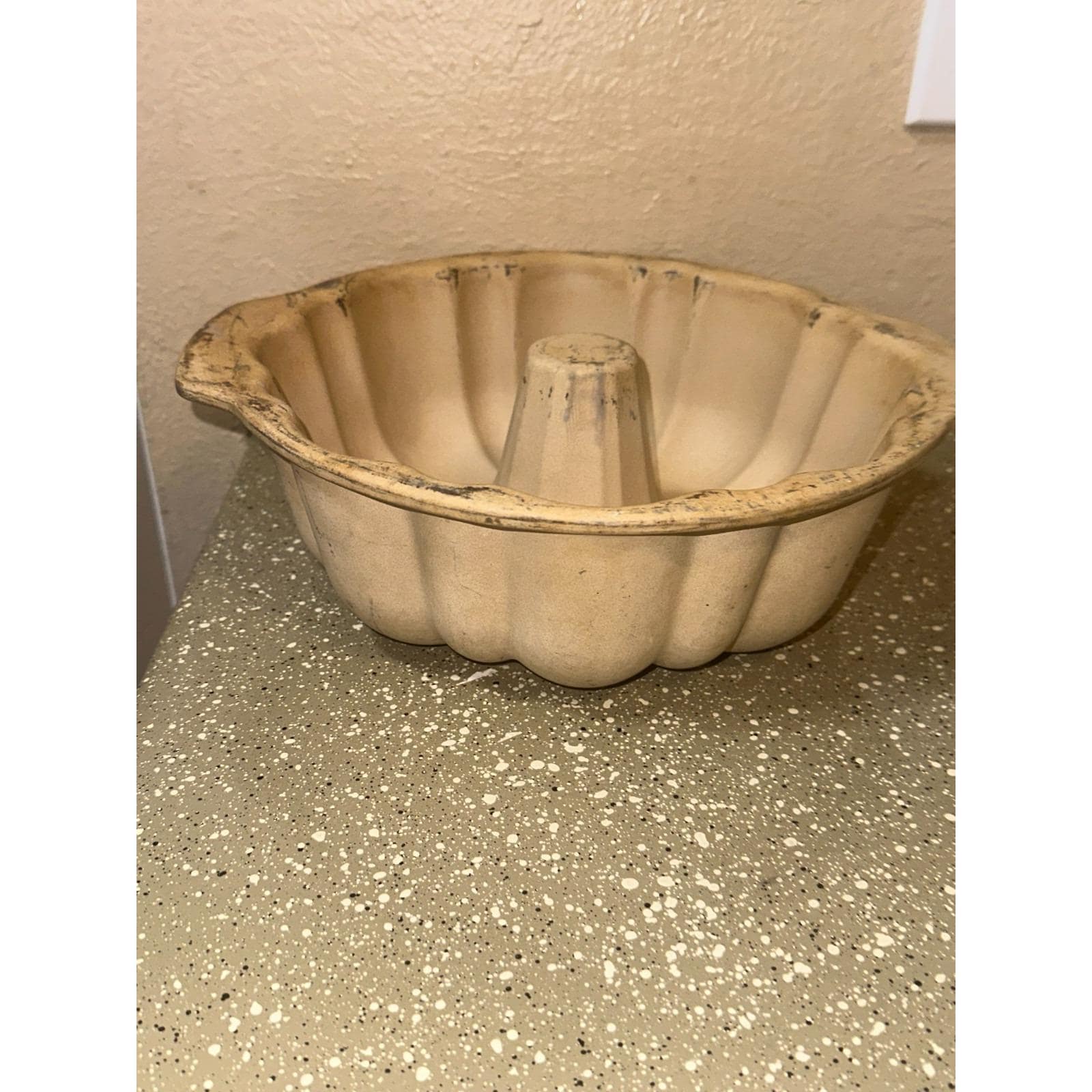 Pampered Chef Stoneware Bundt Pan - Etsy display picture 1