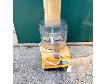 Robot da cucina Cuisinart Little Pro Plus, modello vintage giallo LPP, prodotto in Giappone.