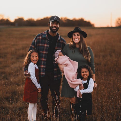 レトロなスマイリーフェイスのバケットハット：コットンツイルの