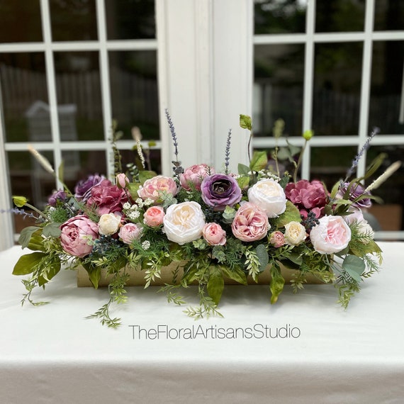 Wedding centerpiece discount floral arrangements