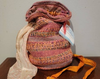 Sac à cordon en soie recyclée : Dreamsickle-handtissé aux États-Unis