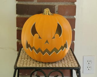 Halloween Jack-O-Lantern Indoor/Outdoor pumpkin