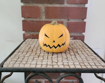 MINI Halloween Jack-O-Lantern Indoor/Outdoor pumpkin-light Orange
