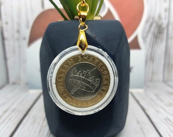 Llavero de la historia de Shakespeare (2 libras esterlinas, Reino Unido), 2016