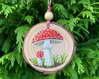 Hand Painted Mushroom Wood Slice Ornament: Cottagecore Autumn Decor