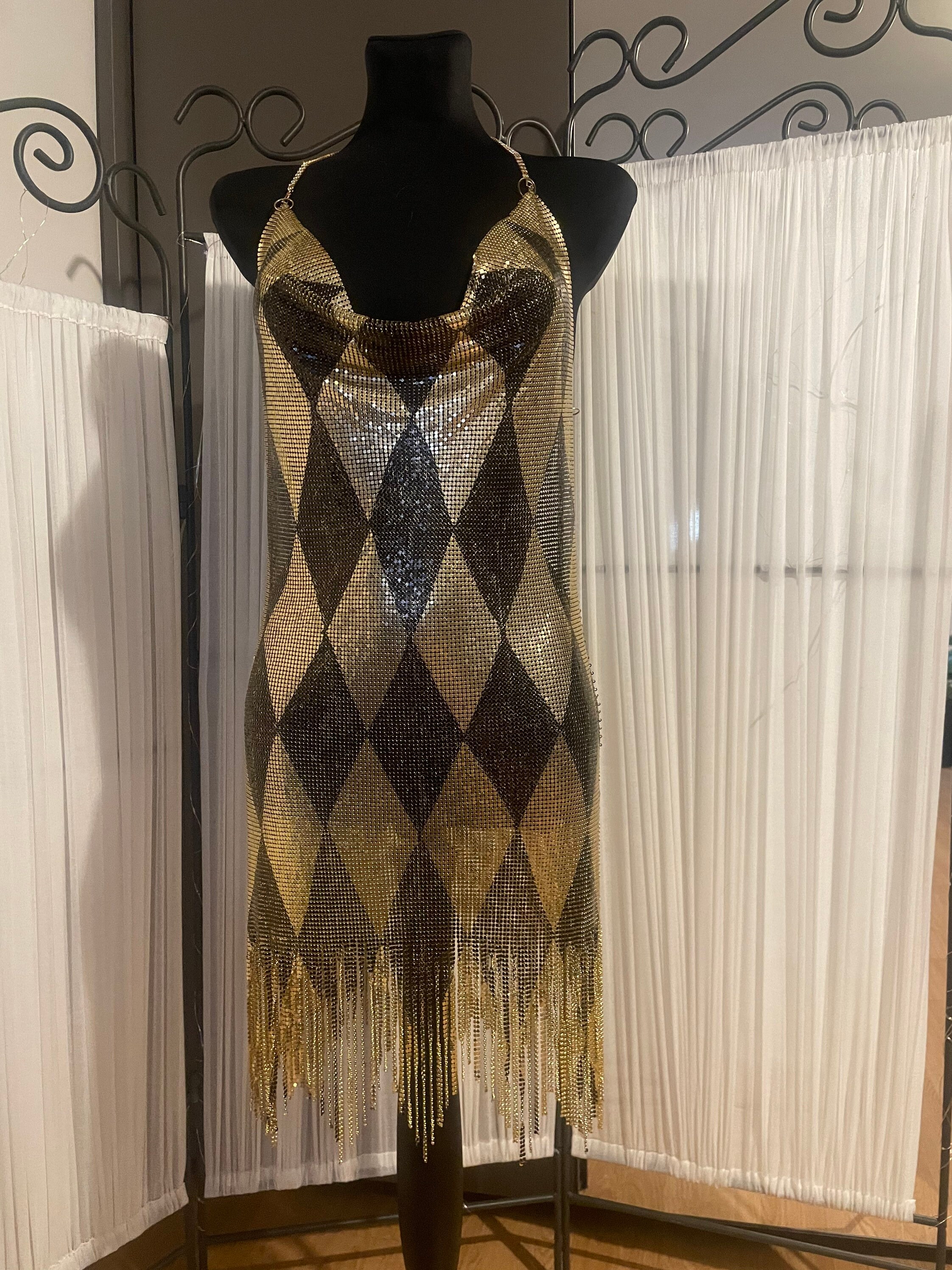 Descubrir 85+ imagen harley quinn club scene dress Abzlocal.mx