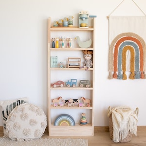 Kids toy shelf, Slim wall shelf, Montessori shelf for kids, Toy storage, toddler furniture, Kids room furniture, estante para juguetes