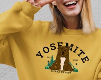 Yosemite Sierra Nevada Unisex Sweatshirt | Vintage Style Yosemite Bear Crewneck Sweatshirt
