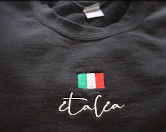Embroidered Italia Flag Sweatshirt - Vintage Style Unisex Top