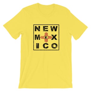 T-shirt unisex a maniche corte in stile vintage con bandiera dello stato del New Mexico / T-shirt con lettere a scatola del New Mexico / T-shirt con bandiera del New Mexico / Regalo del New Mexico