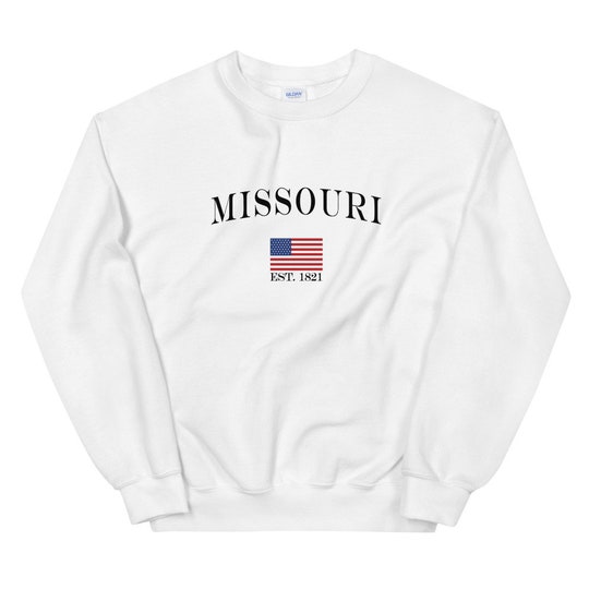 Disover Missouri Unisex Sweatshirt | Missouri Vintage Style American Flag Crewneck Sweatshirt