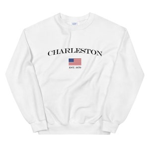 Charleston South Carolina American Flag Unisex Crewneck Sweatshirt | Charleston SC USA Shirt | Charleston Gift | Long Sleeve Shirt