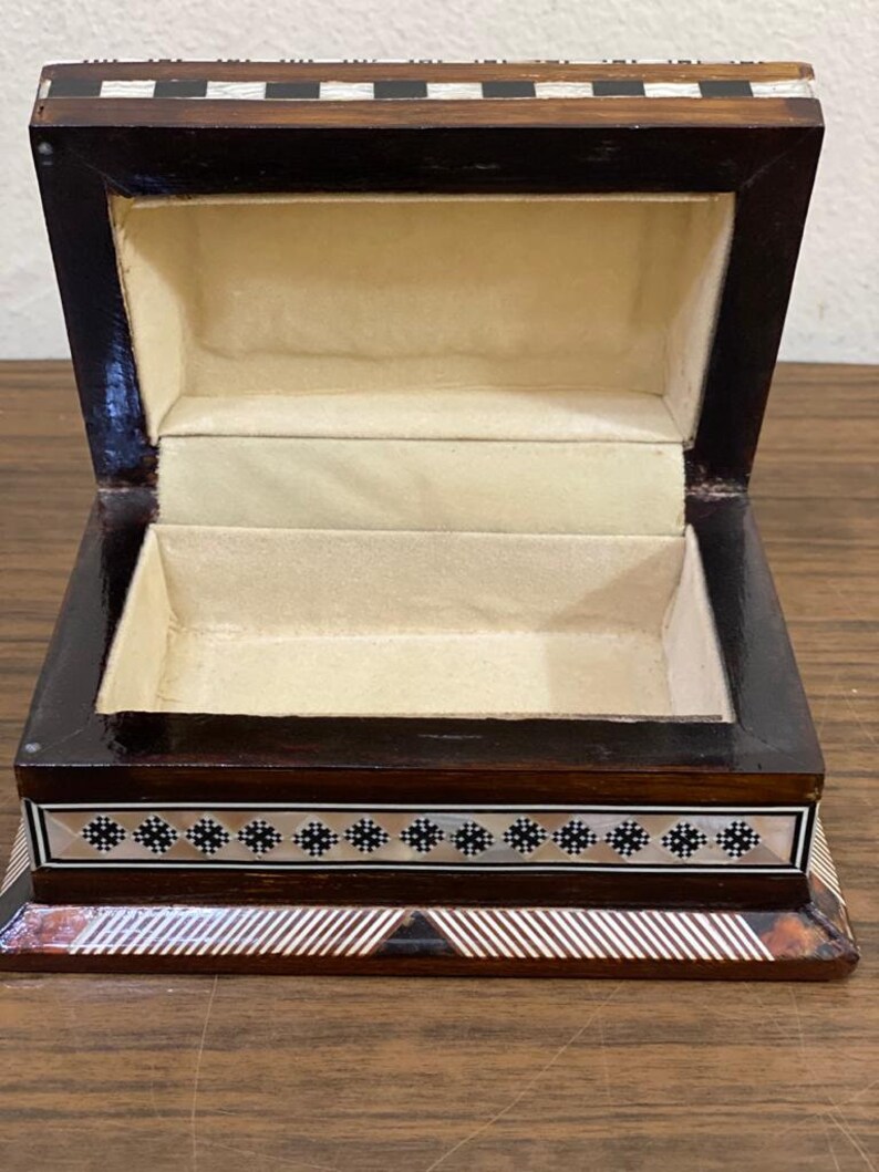 Handmade Wood Jewelry Box Inlaid Shell