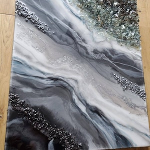 Art en résine géode gris argenté : peinture acrylique de luxe (16 x 20)