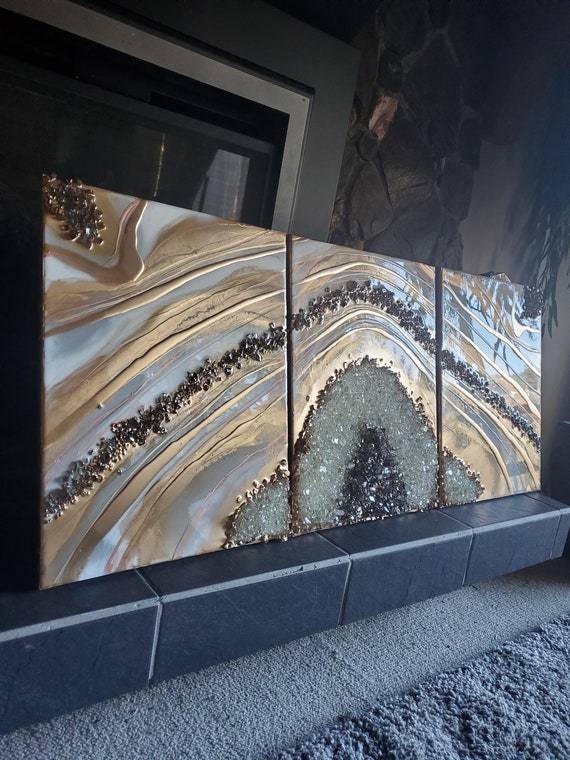 Silver Gold Geode Epoxy Resin Wall Art / Artwork / Modern Art / Resin Art / Epoxy  Art / Crysyal Art / Artwork / Silver Decor / Gold Wall 