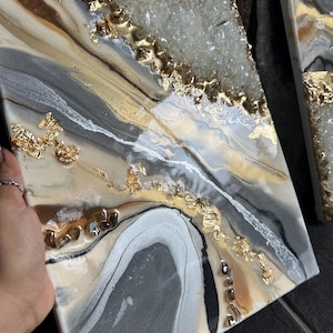 resin geode artwork / epoxy art / geode art / quartz / geode painting / wall art / epoxy / gift ideas/ modern art / resin / silver/ painting