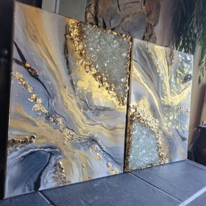 Gold Resin Geode Painting: 3D Quartz Crystal Epoxy Art
