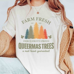 LGBTQ Bauernhof Frisch Weihnachten Regenbogen Baum Shirt, Gay Retro Weihnachten T-Shirt, Gay Queer Urlaub Vintage T-Shirt, Lesben Pride Urlaub Party Top