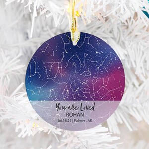Adorno de cambio de nombre personalizado transgénero, regalo de mapa de estrellas del orgullo trans LGBTQ, presente de color de bandera trans, adorno de árbol de Navidad del orgullo sutil trans