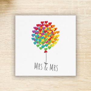 Lesbische mevrouw & mevrouw Rainbow Hearts Card, lesbisch huwelijksgeschenk, lesbisch getrouwd stel, lesbische betrokkenheid, Gay Bachelorette, LGBTQ pasgetrouwde