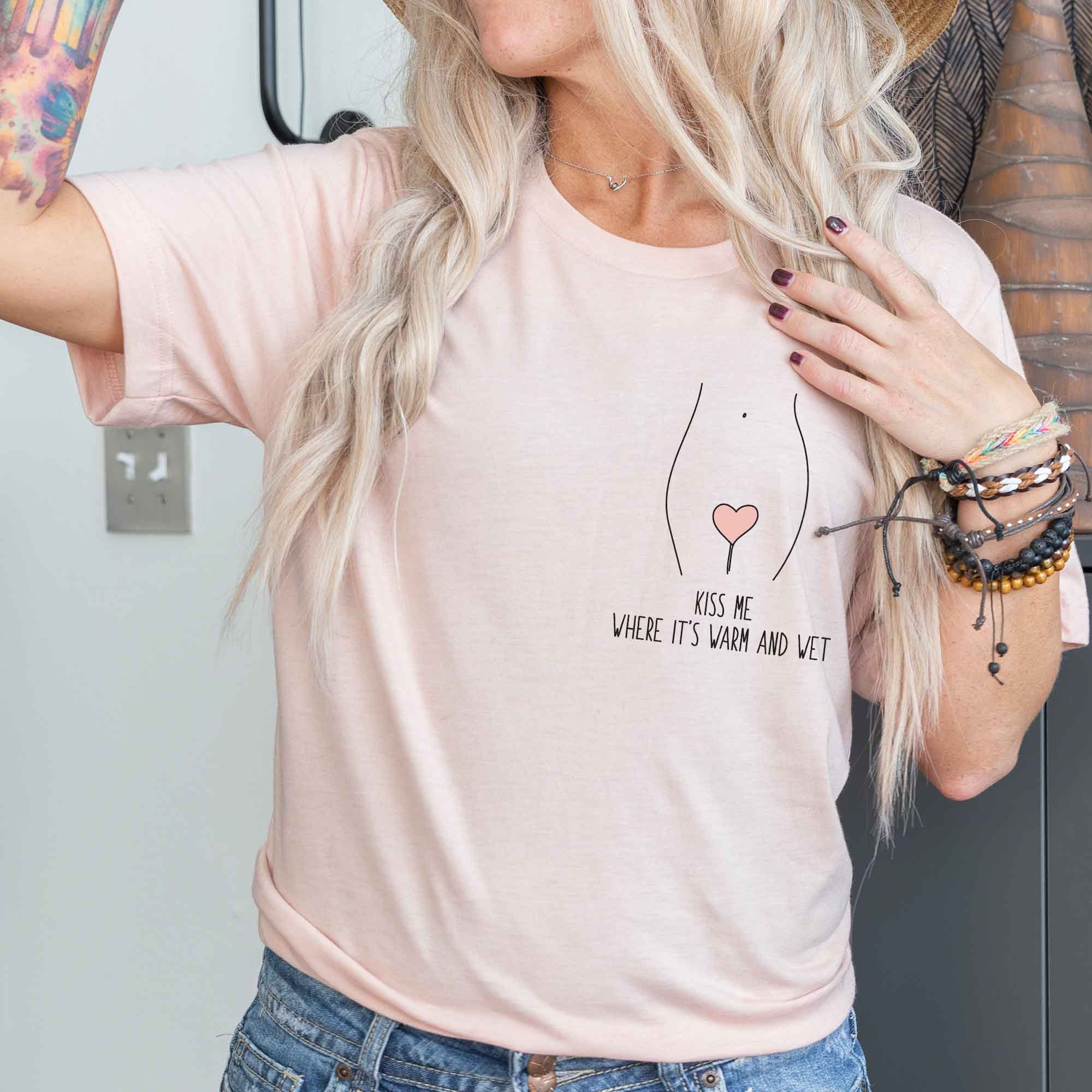 Canotta Donna Love Is Love &ndash; LGBTQ+ Racerback, Reggiseno Incorporato, Vestibilit&agrave; Regolare