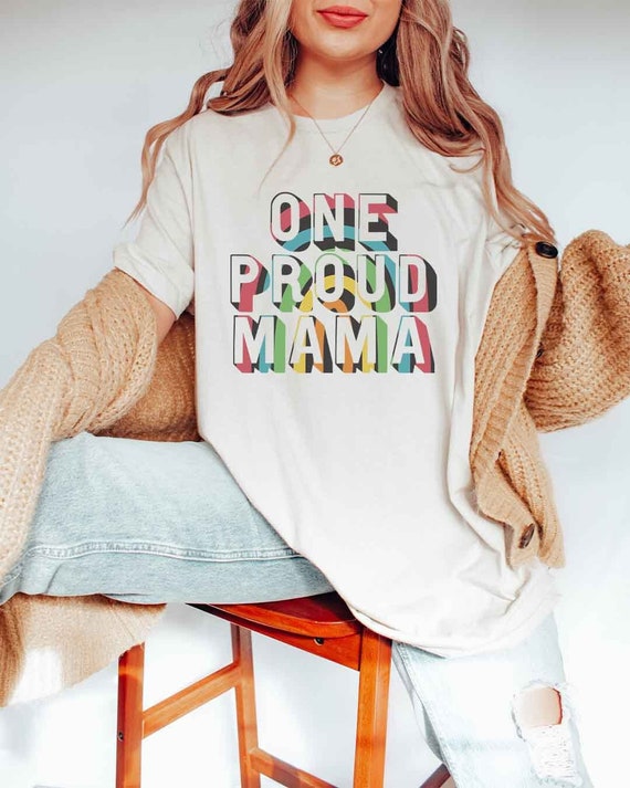 Gay Pride Proud Mom Lgbt Parent Support T-Shirt Best Gift Gay Pride Proud Mom Lgbt Parent Support T-Shirt Best Gift