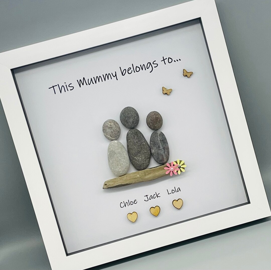 Personalized Pebble Art Family Portrait Framed Gift For Mum Etsy