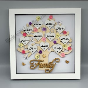 Personalised large wooden family tree frame, Christmas present, Wedding gift for the family, Gift for her, Friendship gift, Home decor